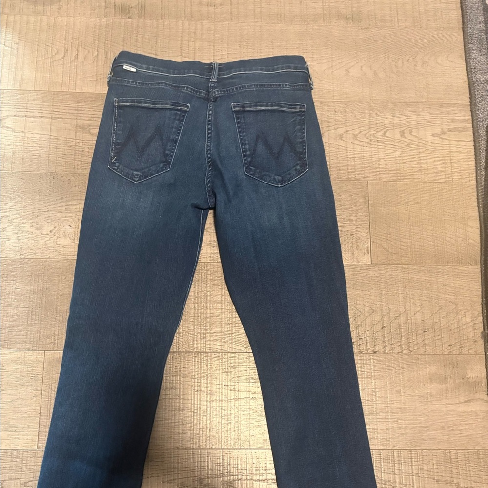 MOTHER Skinny Jeans in Dark Blue Wash - Picture 2 of 5